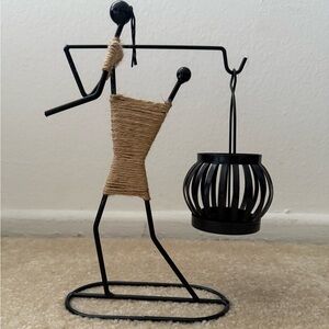 Metal candle holder